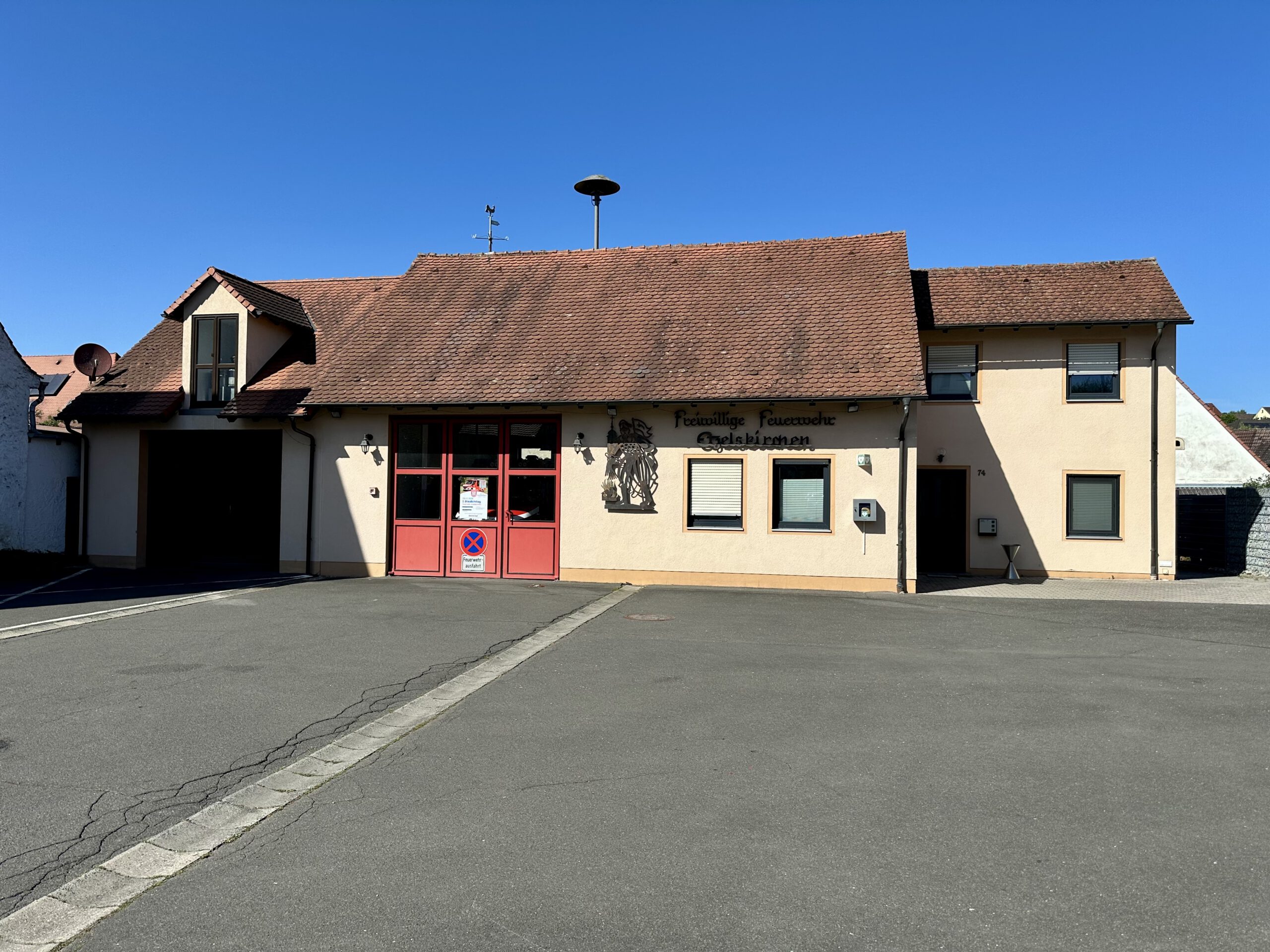 Freiwillige Feuerwehr Etzelskirchen – Feuerwehrhaus in Etzelskirchen